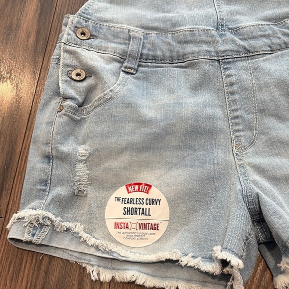 NWT Denim Blue Juniors Shortalls (size M) - Picture 2 of 6